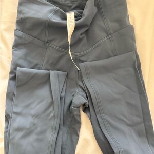 Lululemon leggings and workout - all size 2